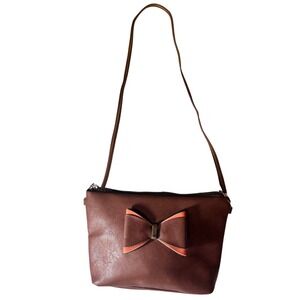 Small Brown Faux Leather Crossbody Shoulder Purse Bag Orange Trim Bow Accent EUC